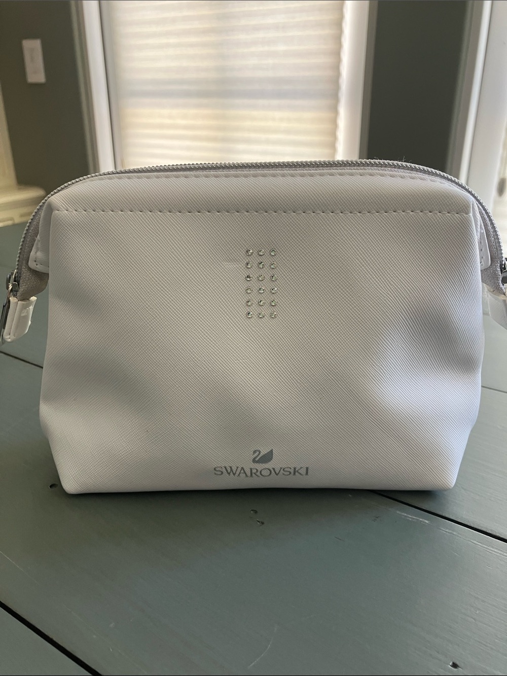 SWAROVSKI White w/ Silver Crystal Accent + Embossed Logo Makeup Travel Pouch OS